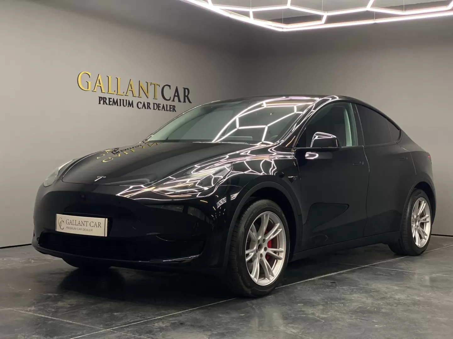 Tesla Model Y RWD - foto 3