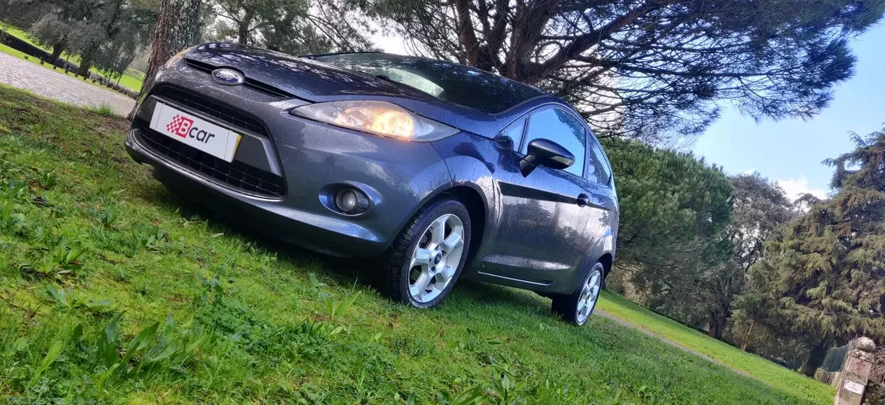 Ford  FIESTA - foto 7