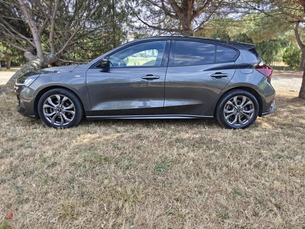 Ford Focus 1.0 EcoBoost MHEV ST-Line - foto 8