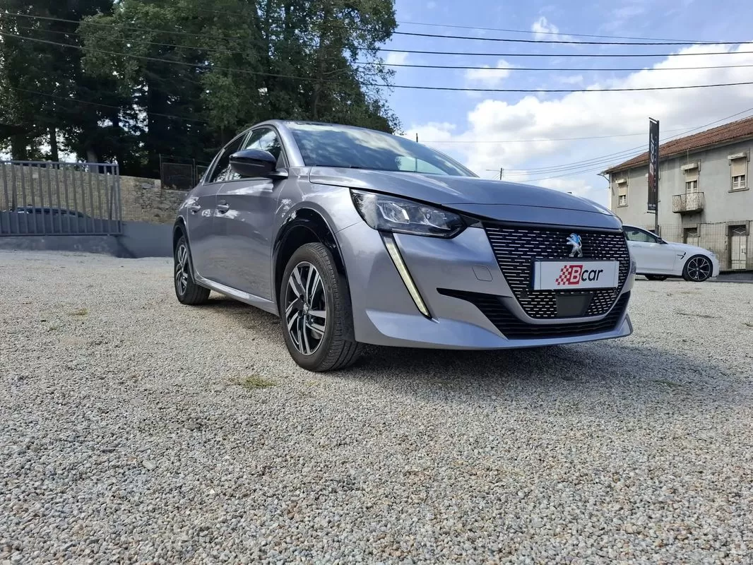 Peugeot e-208 50 kWh Allure Pack