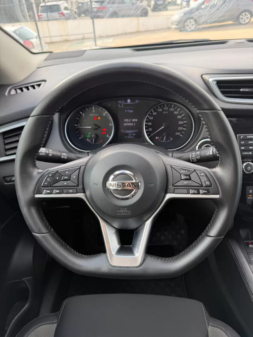 Nissan Qashqai 1.5 dCi N-Connecta DCT - foto 4
