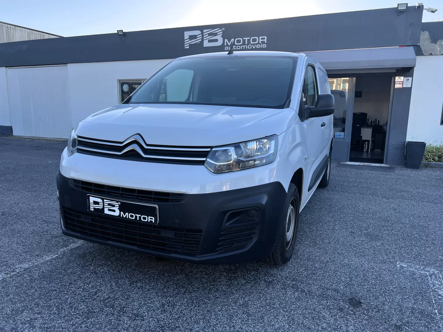 Citroën  Berlingo 1.5 BLUEHDI 100 3L - foto 4
