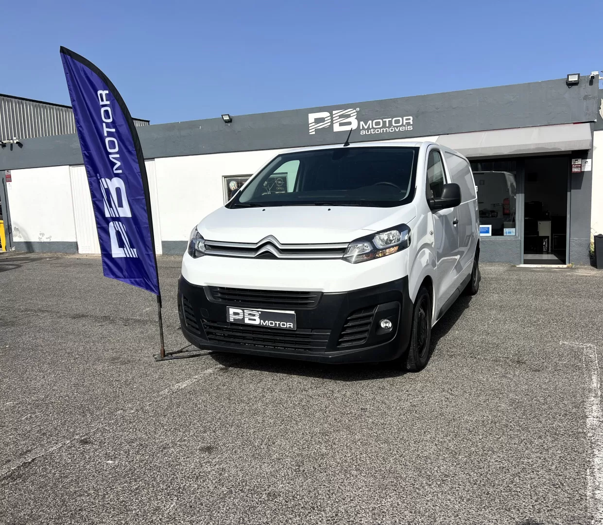 Citroën  Jumpy 1.5 BlueHDi M Club 5d 120hp