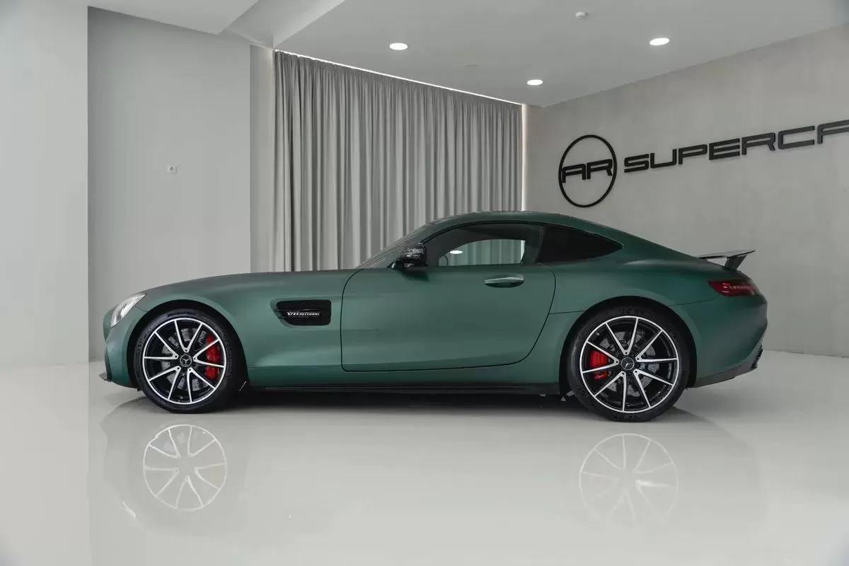 Mercedes-Benz AMG GT S - foto 6