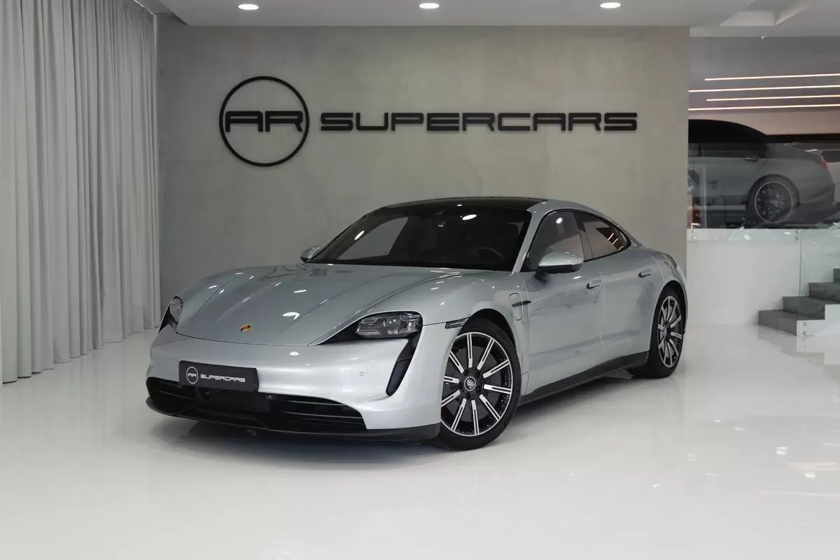 Porsche Taycan 4S