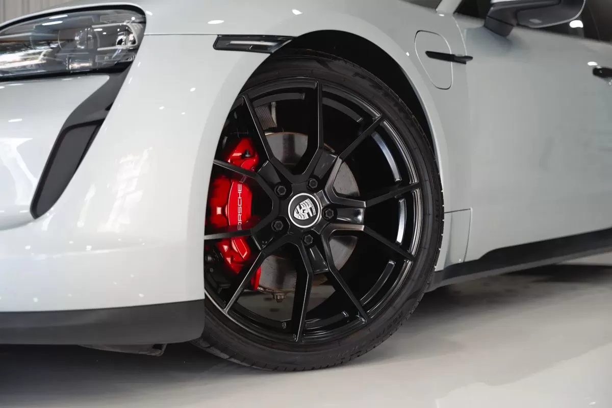 Porsche Taycan Sport Turismo 4S - foto 3