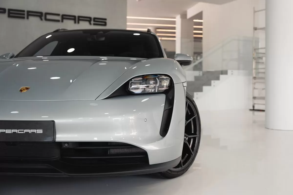 Porsche Taycan Sport Turismo 4S - foto 5