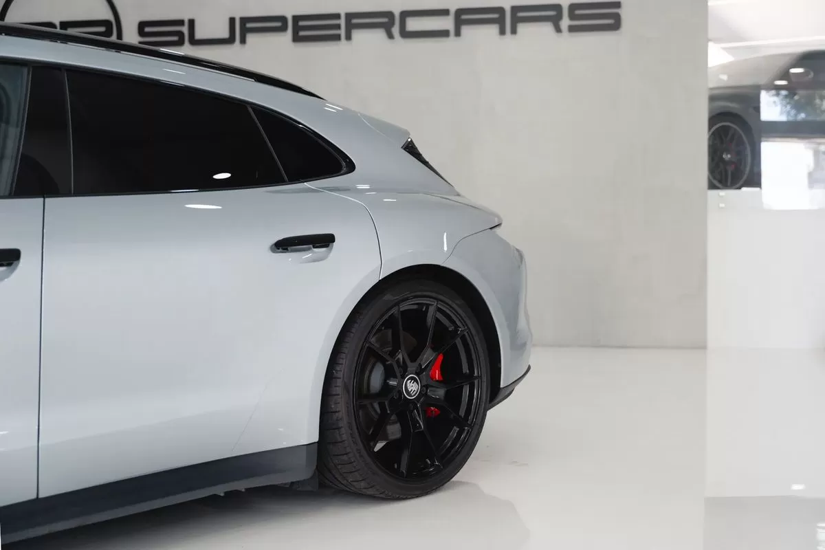 Porsche Taycan Sport Turismo 4S - foto 7