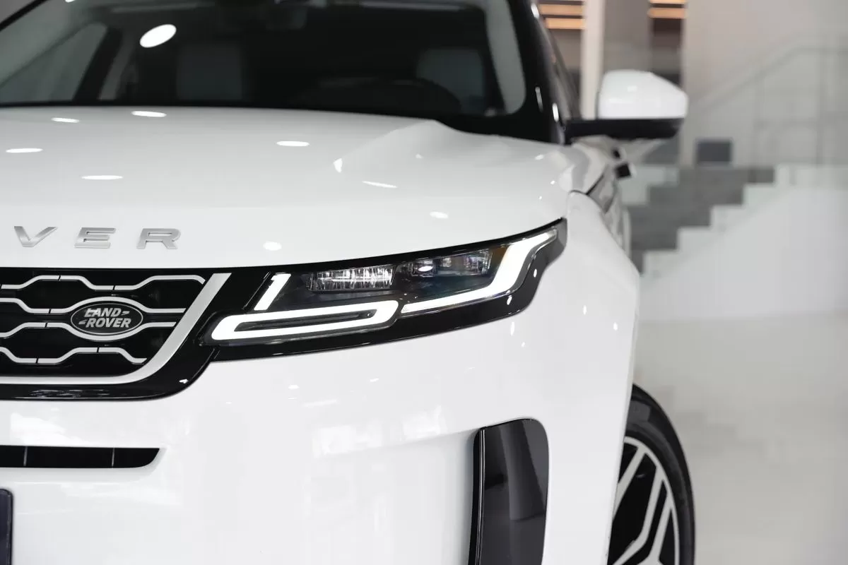 Land Rover Evoque  P300e R  Dynamic Hse - foto 2
