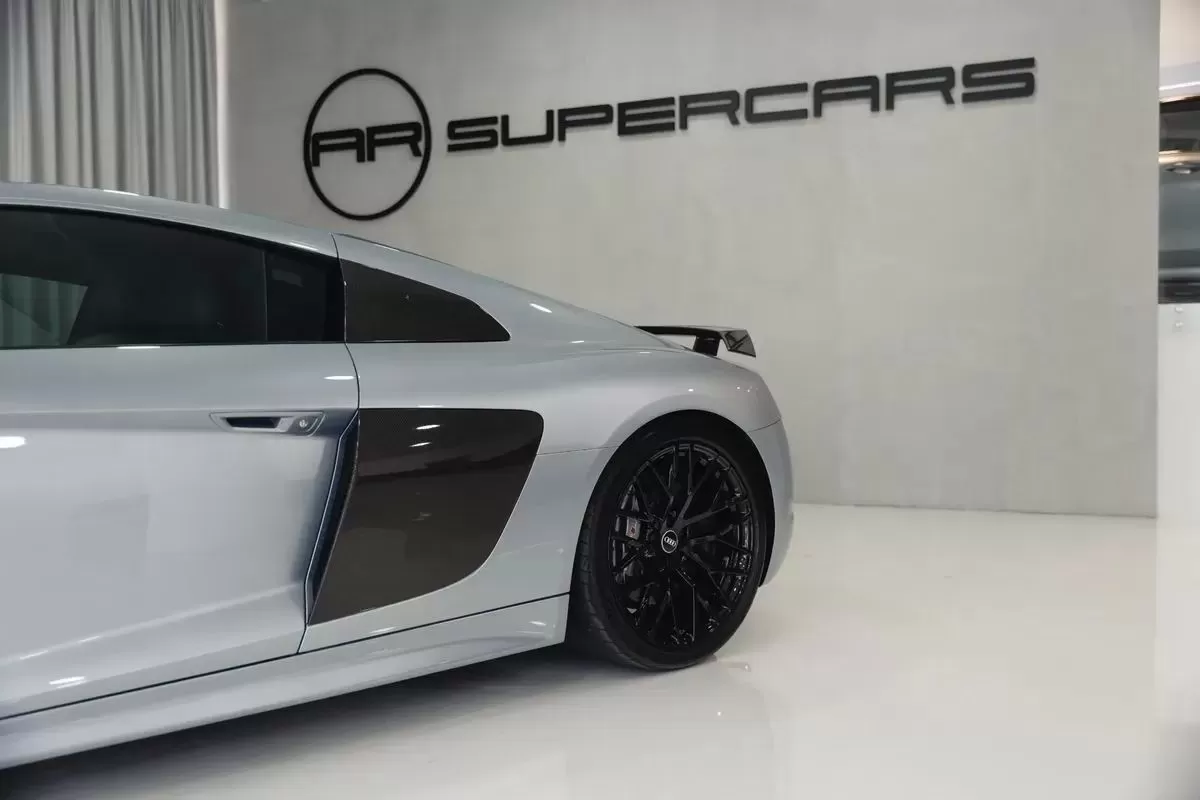 Audi R8 5.2 FSI V10 Plus S tronic - foto 8