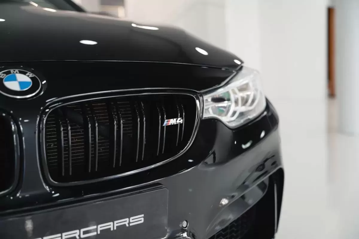 BMW M4 - foto 3