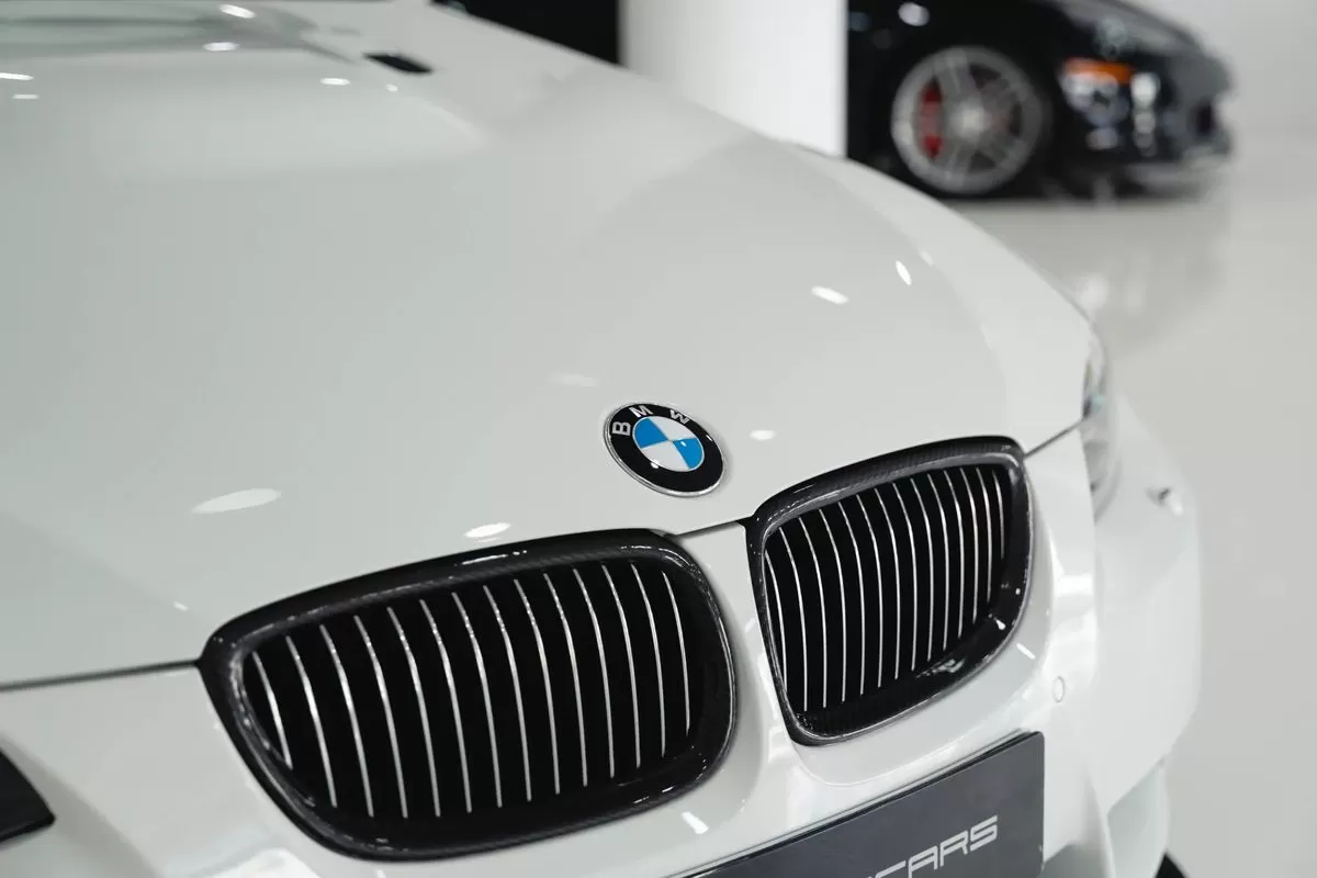 BMW M3 Standard - foto 3