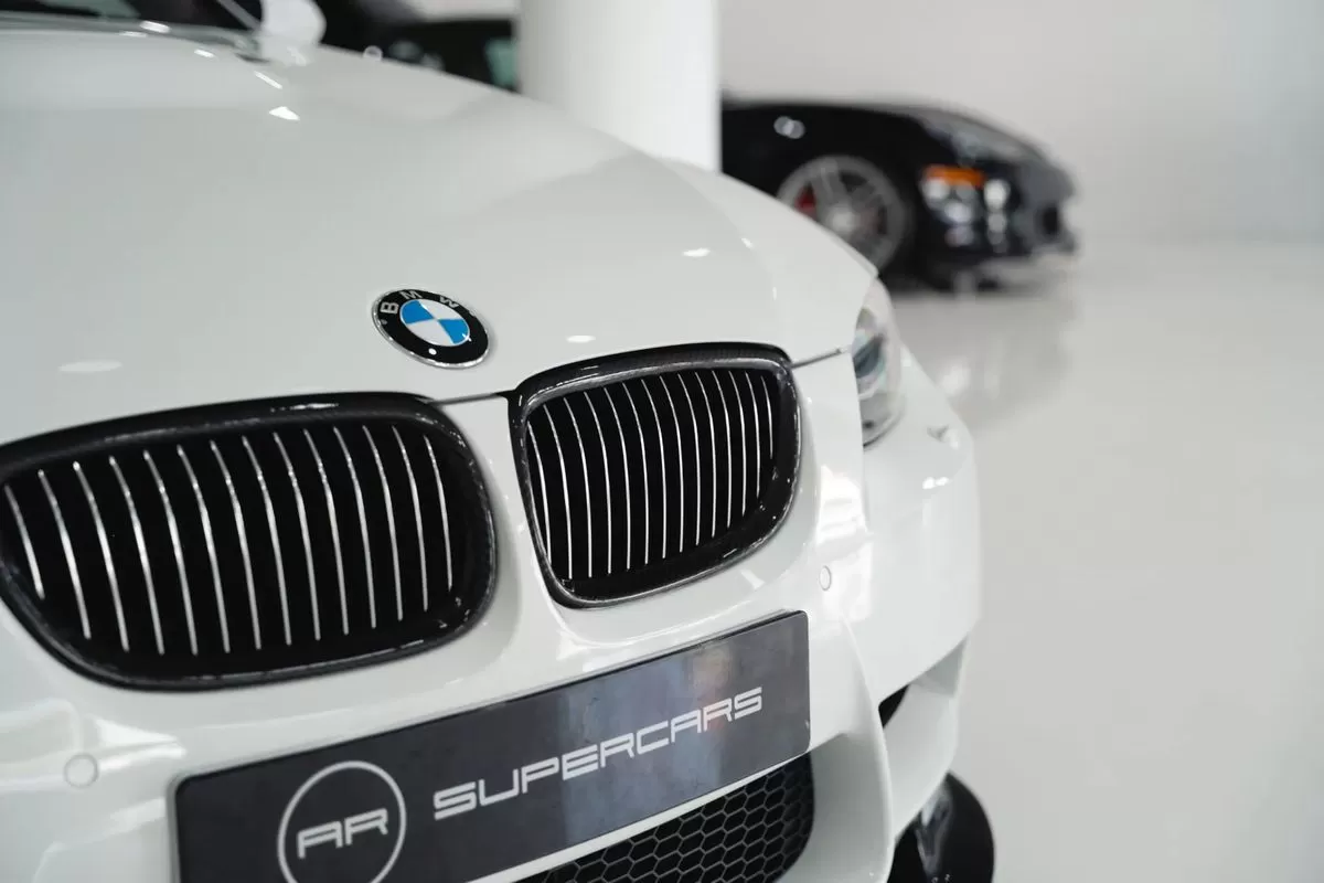 BMW M3 Standard - foto 4