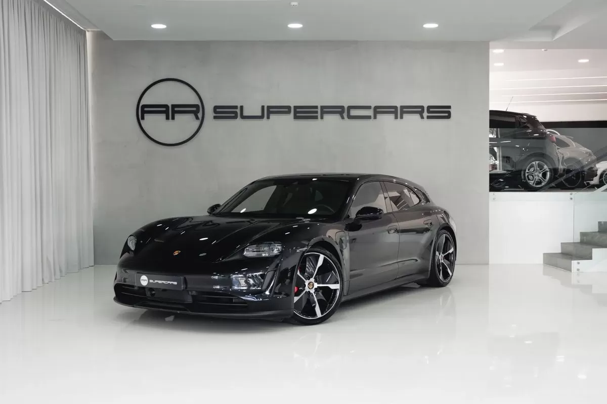 Porsche Taycan Sport Turismo 4S Black Edition