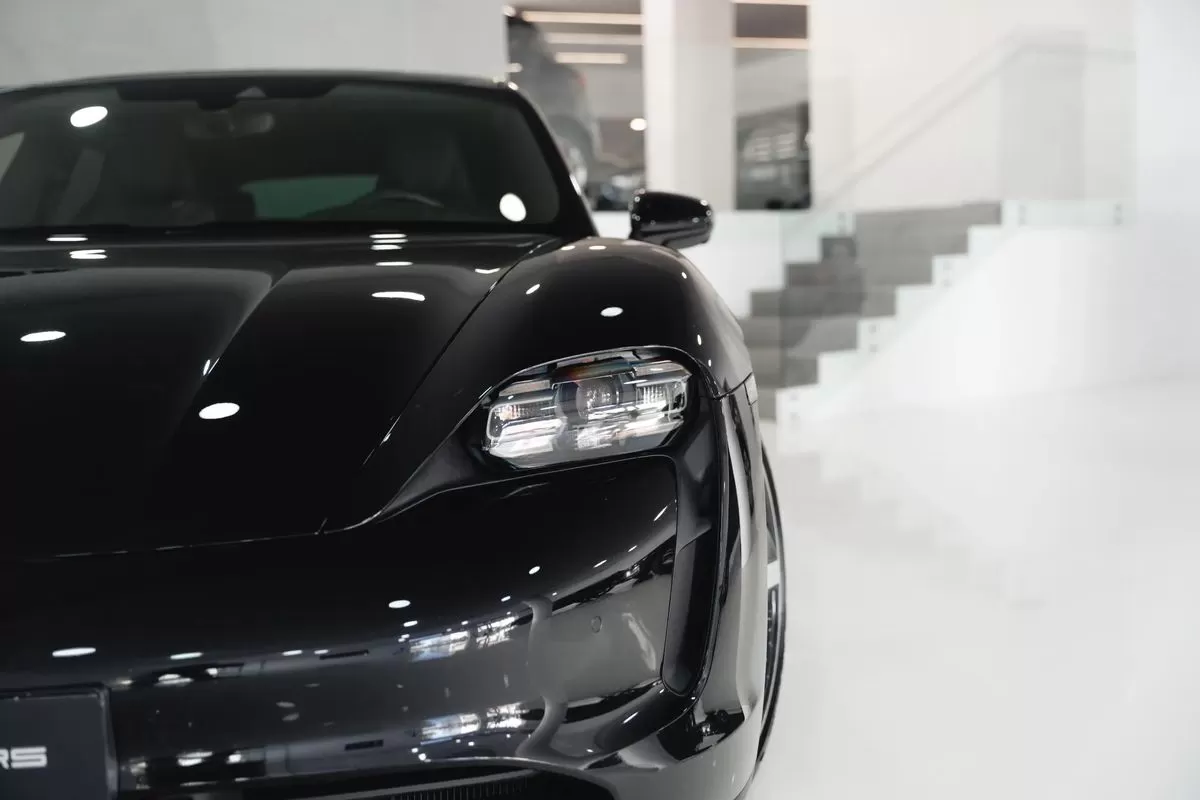 Porsche Taycan Sport Turismo 4S Black Edition - foto 3