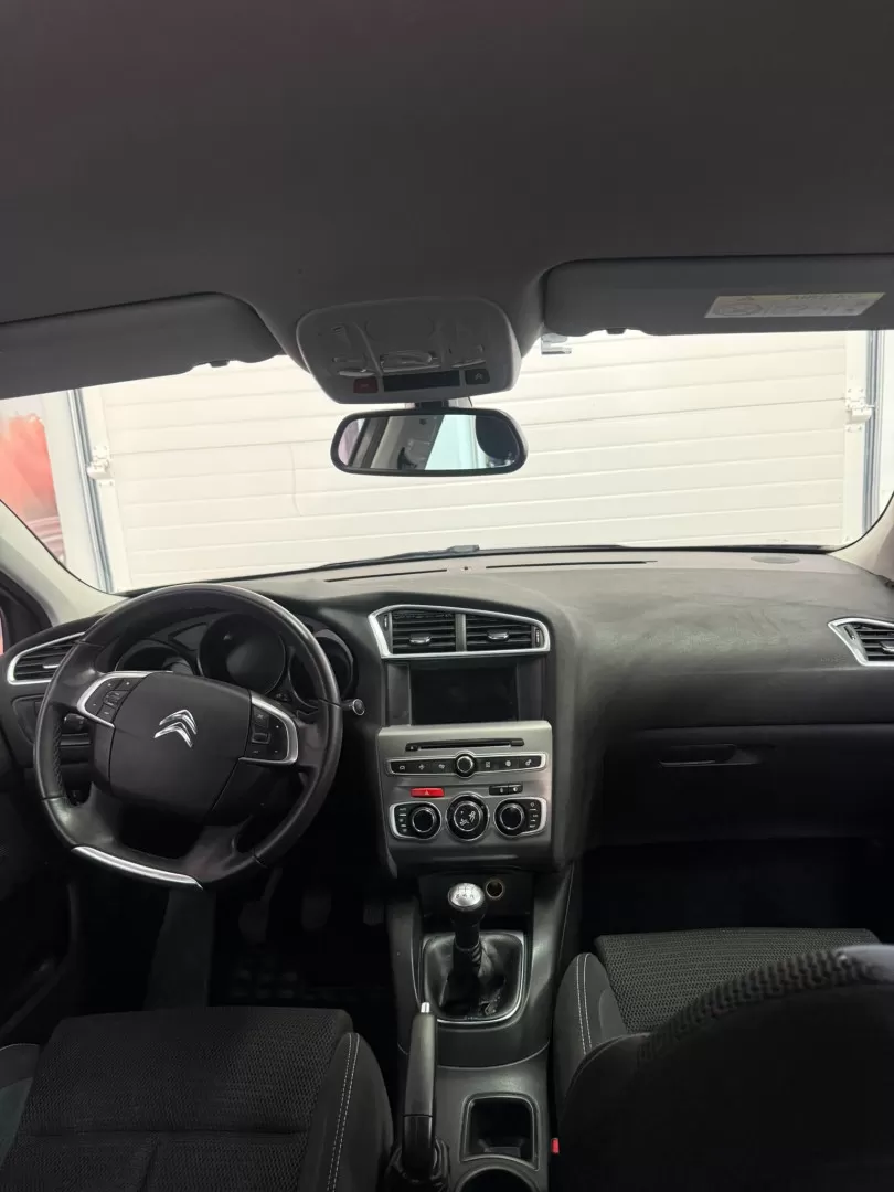Citroën C4 1.2 PureTech Shine - foto 8