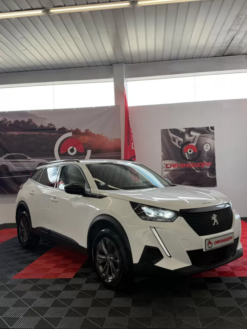 Peugeot 2008 - foto 2