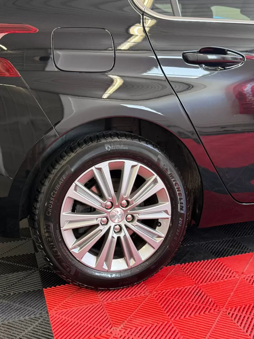 Peugeot 308 1.2 PureTech Allure Pack - foto 5