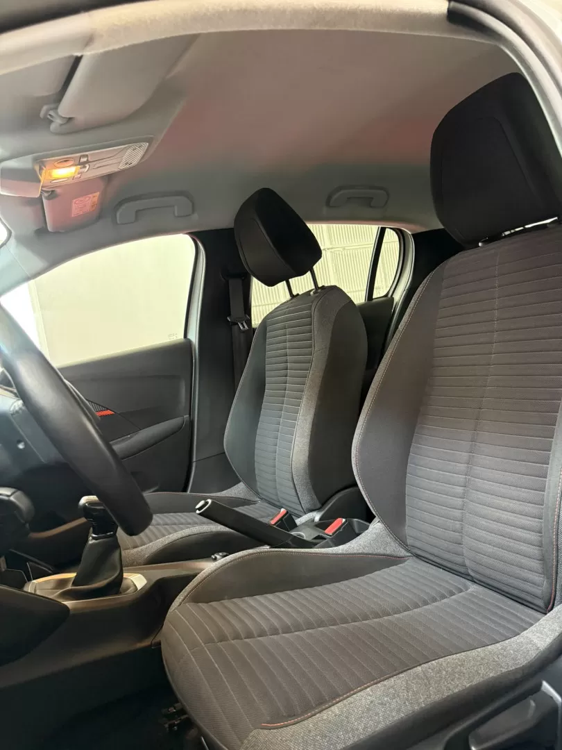 Peugeot 208 1.2 PureTech Style - foto 8