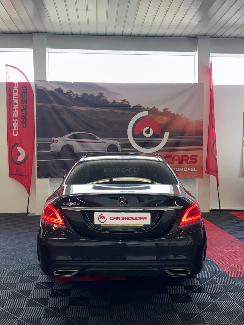 Mercedes-Benz C 300 e 9G-TRONIC Edition AMG Line - foto 5