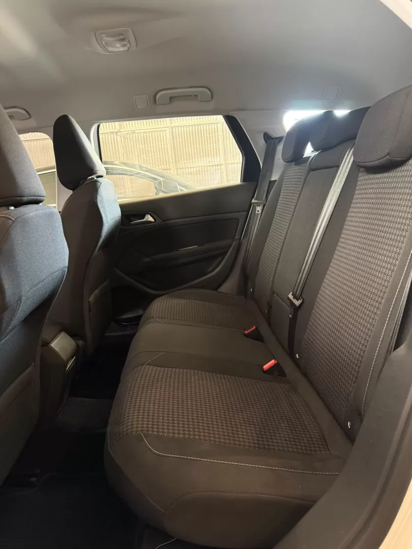 Peugeot 308 SW 1.2 PureTech Allure EAT8 - foto 8
