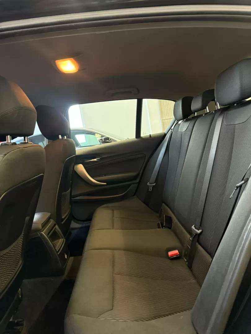 BMW 114 d Line Sport - foto 8