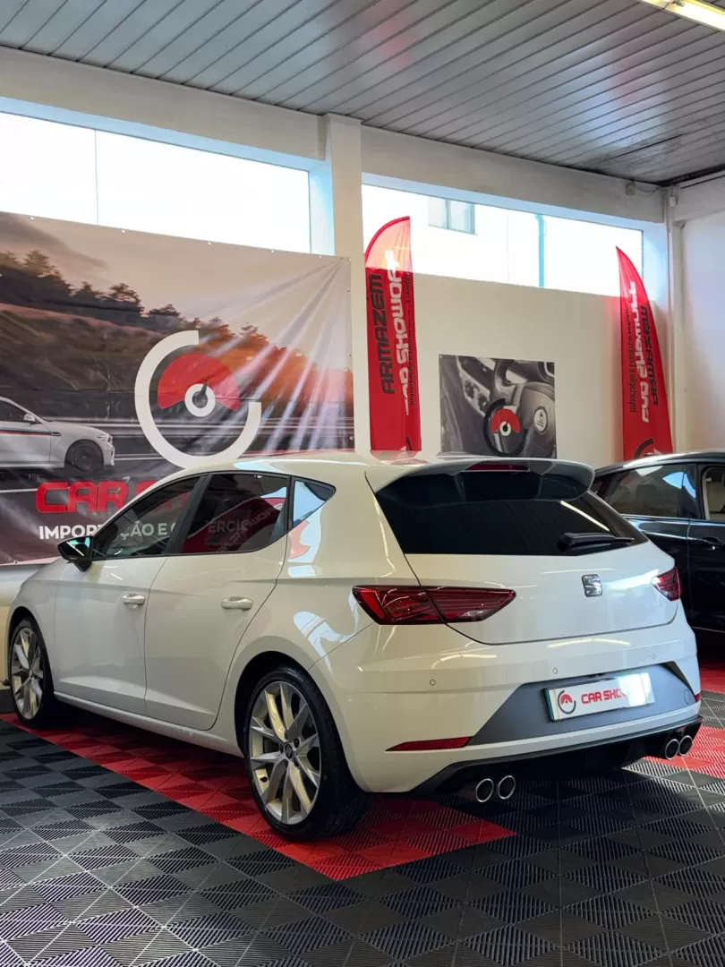 Seat Leon 2.0 TDI FR DSG DPF - foto 4