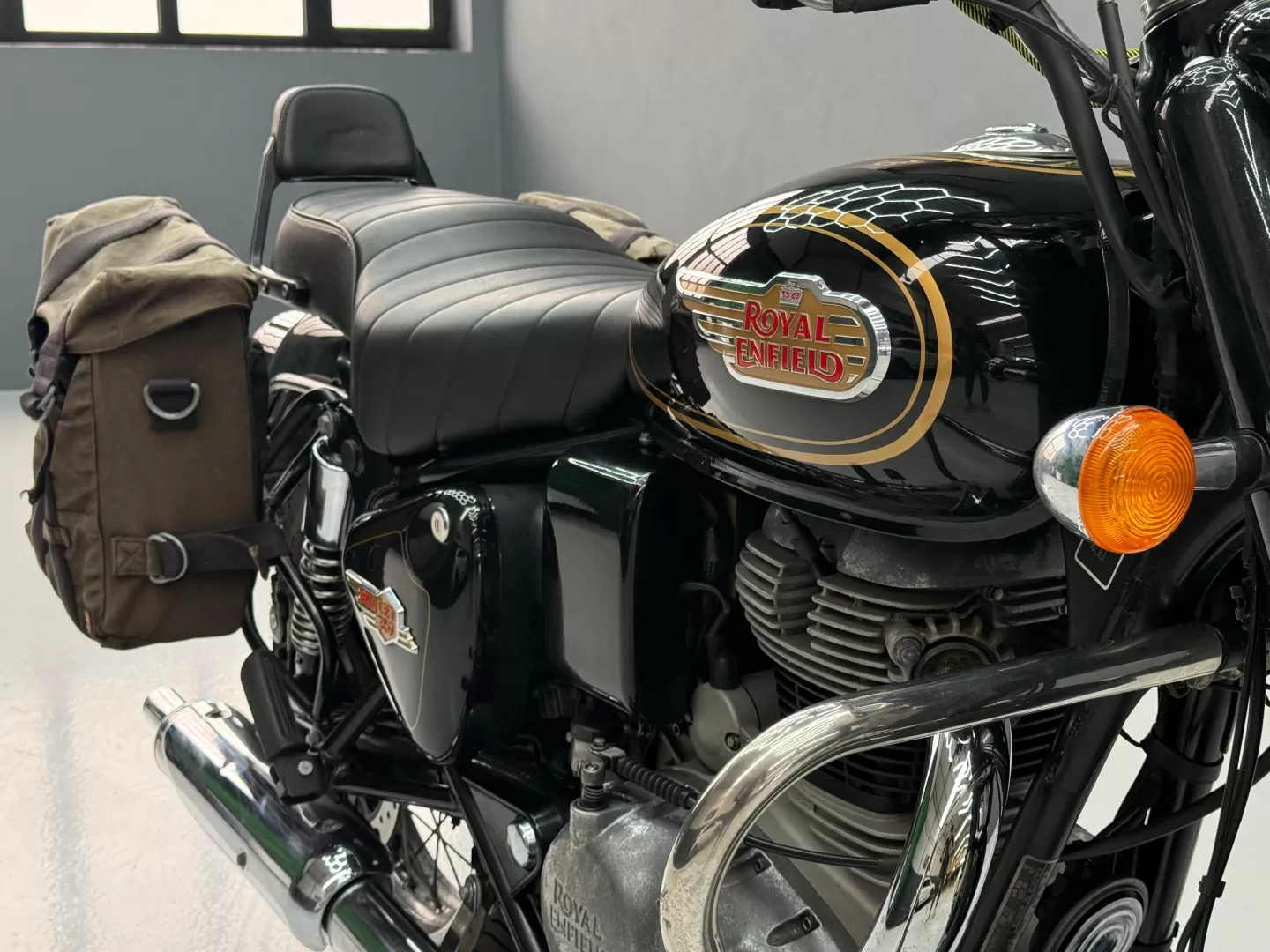 Royal Enfield Bullet 350 - foto 4