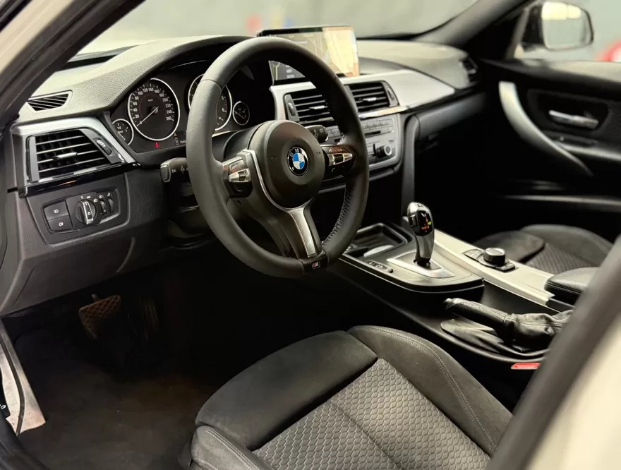 BMW 318 d Auto Pack M - foto 7