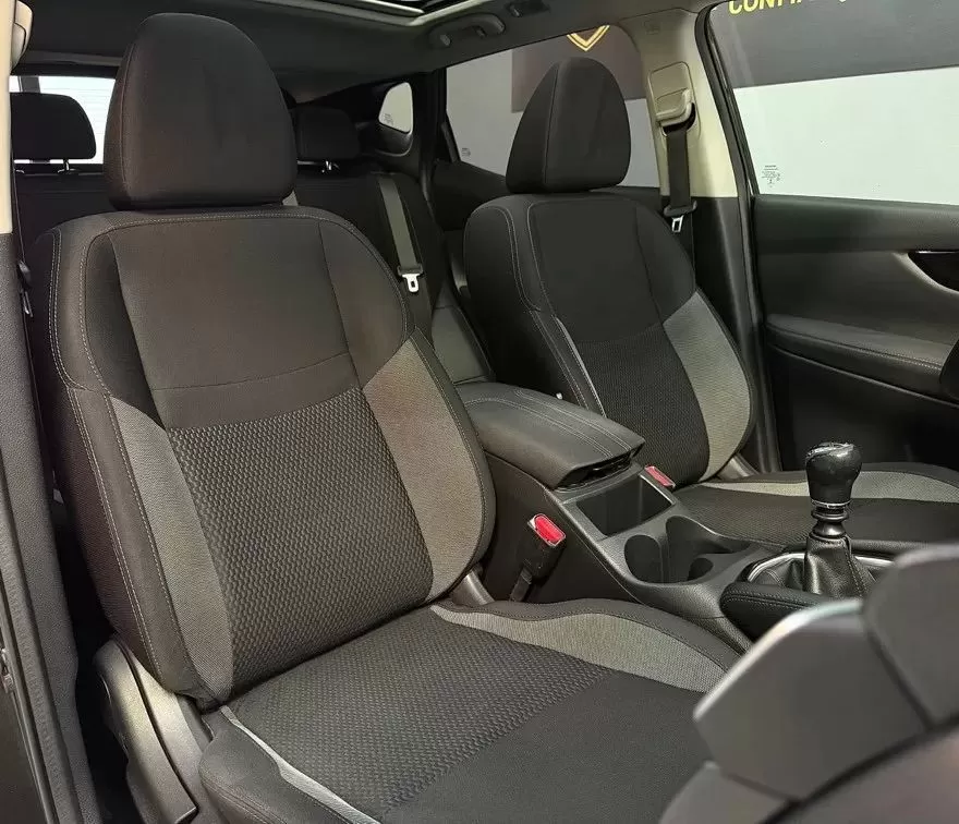 Nissan Qashqai 1.5 dCi N-Connecta - foto 8
