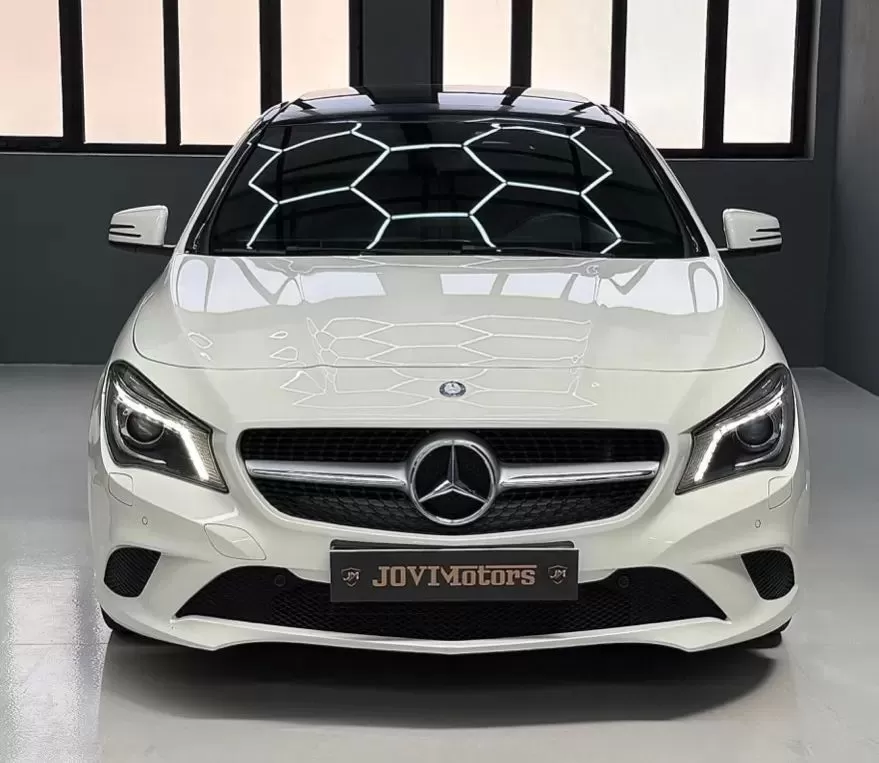 Mercedes-Benz CLA 180 (CDI) d Urban - foto 2