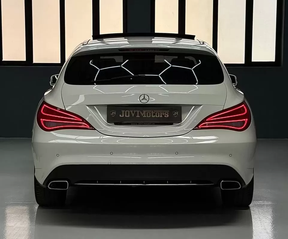 Mercedes-Benz CLA 180 (CDI) d Urban - foto 4