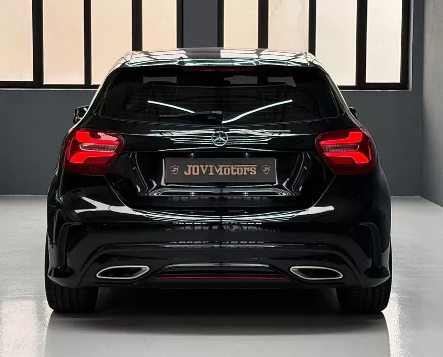 Mercedes-Benz A 180 d AMG Line Aut. - foto 4