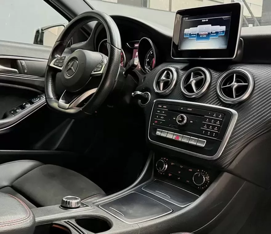 Mercedes-Benz A 180 d AMG Line Aut. - foto 7