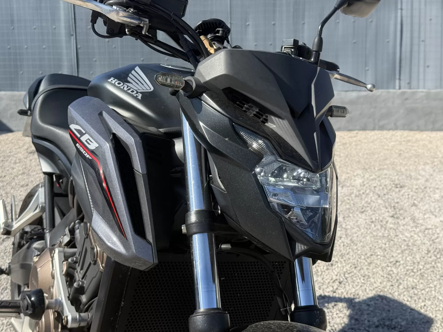 Honda CB 650 F - foto 8