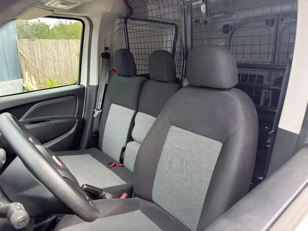 Fiat  DOBLO MULTIJET COM IVA 3Lug - foto 6