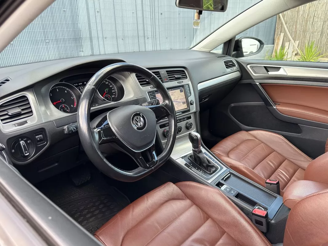 VW Golf  1 6 Tdi Bluemotion Dsg Trendline - foto 4