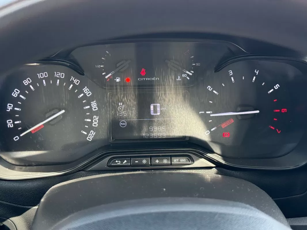 Citroën C3 1.6 BlueHDi Exclusive - foto 6
