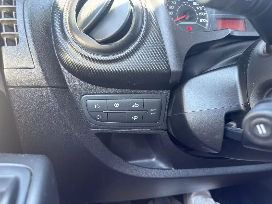 Fiat  FIORINO 1.3 M-Jet c/Iva AC Navegação - foto 7