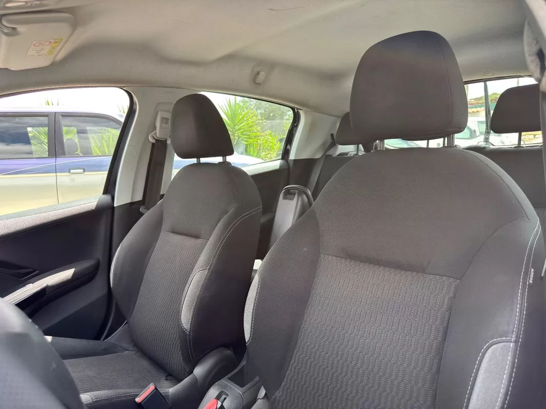 Peugeot 208 1.6 BlueHDi Style - foto 6