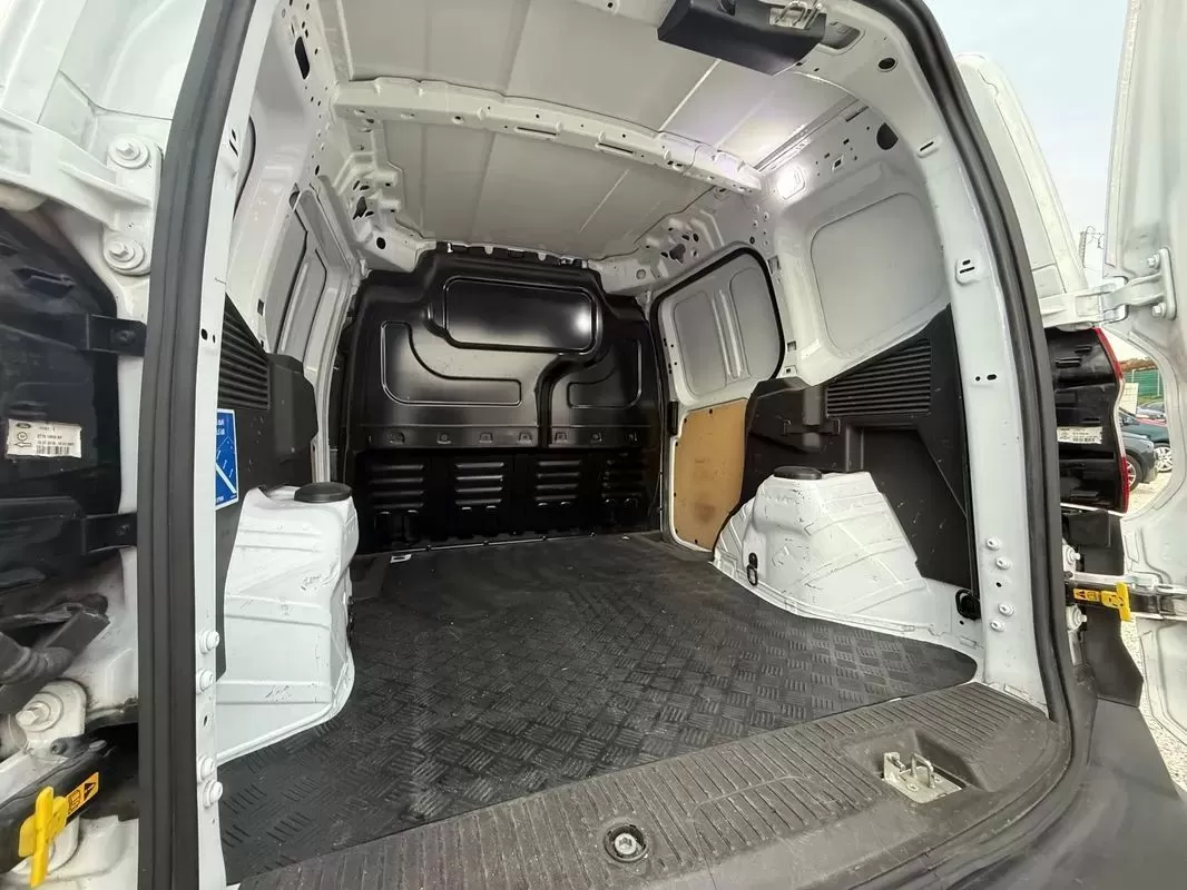 Ford  TRANSIT COURIER 1.5TDCI C/ IVA - foto 3