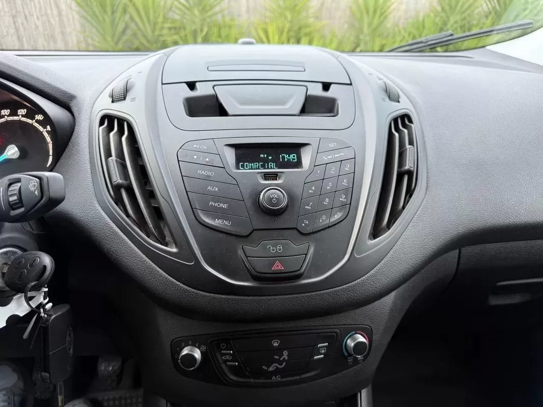 Ford  TRANSIT COURIER 1.5TDCI C/ IVA - foto 8