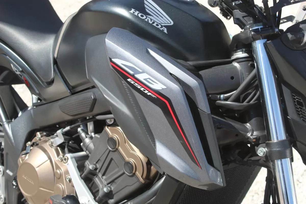 Honda CB 650 FA OFERTA TOP CASE FAZEMOS FINANCIAMENTO - foto 4
