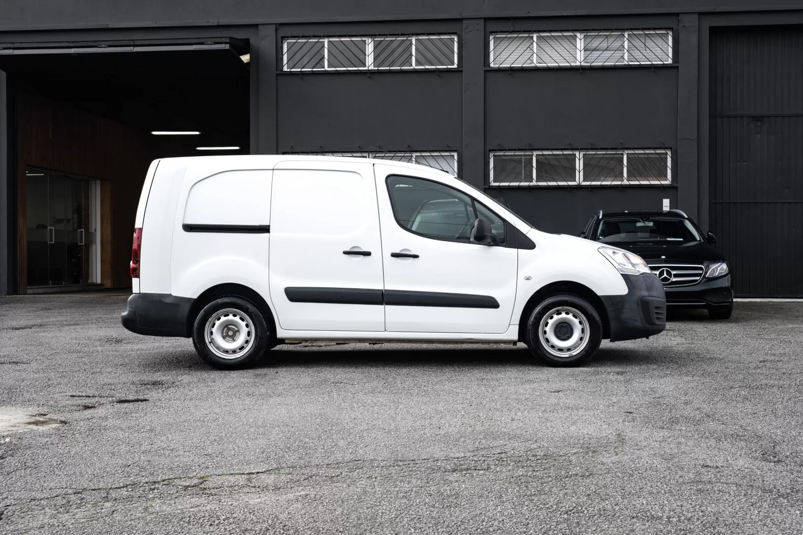 Citroën  Berlingo 1.6 BlueHDi Feel - foto 2