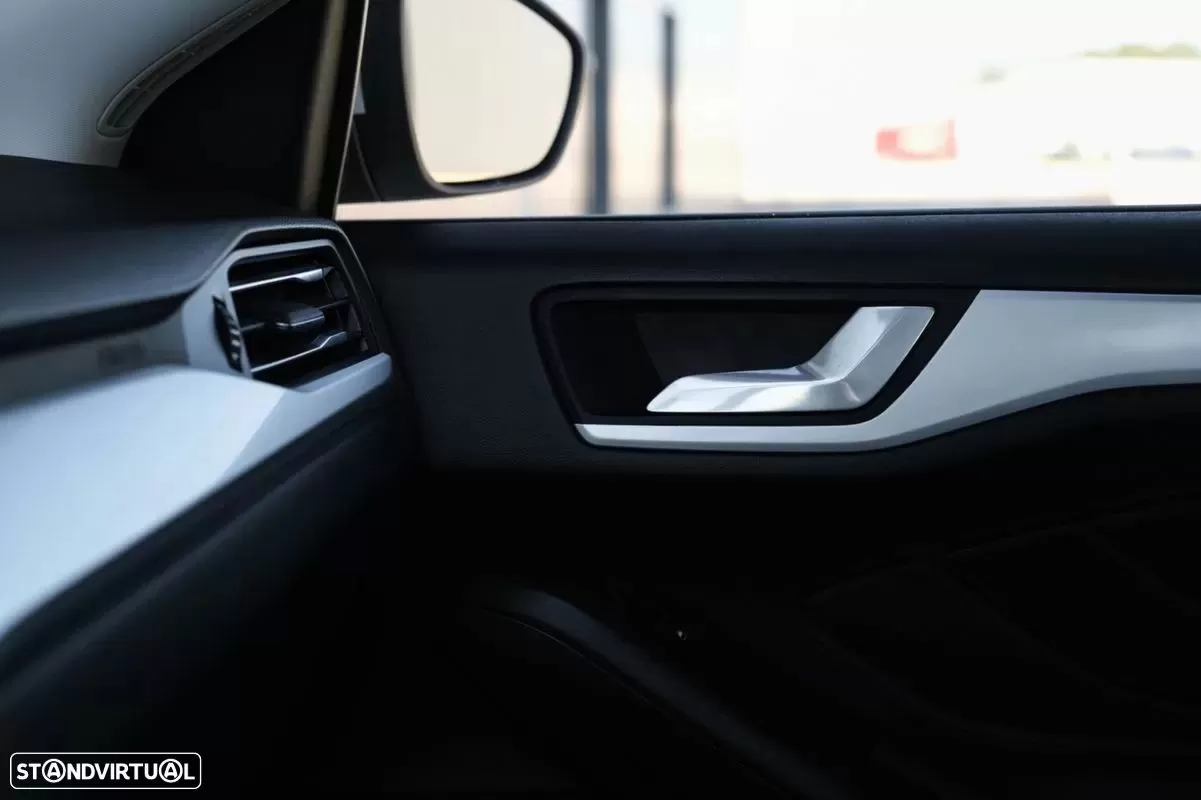 Ford  Focus - foto 6