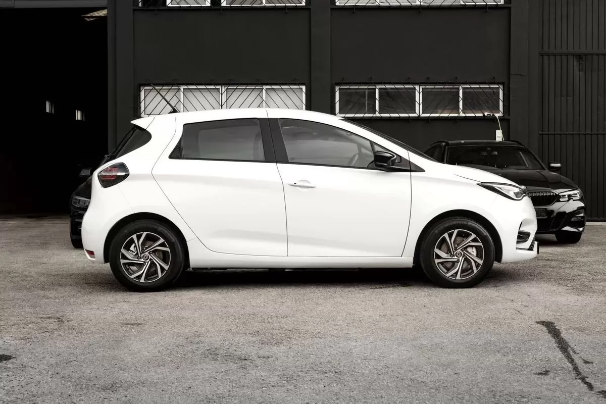 Renault Zoe (c/ Bateria) Limited 50 - foto 2