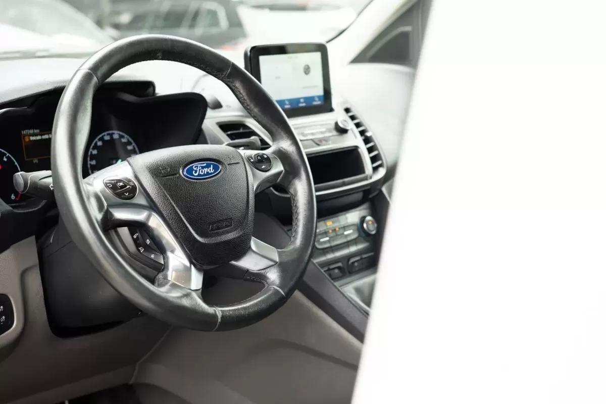 Ford  Transit Connect Longa - foto 8