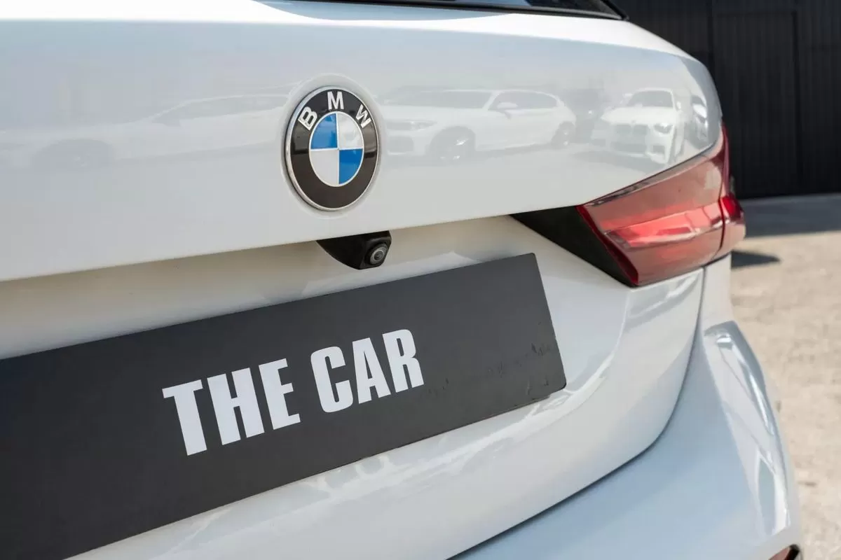 BMW 116 d Pack Desportivo M Auto - foto 5