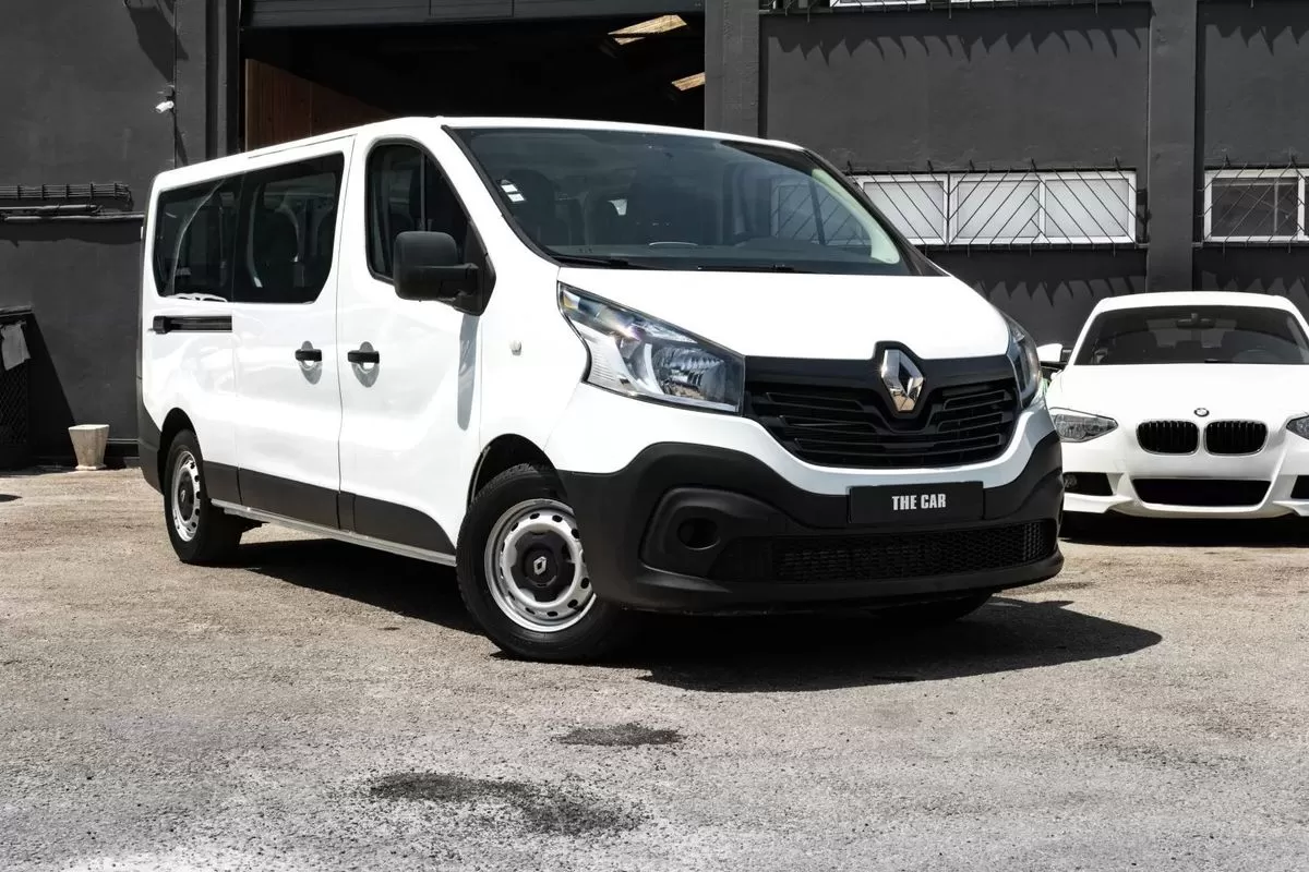 Renault  TRAFIC 9 Lugares