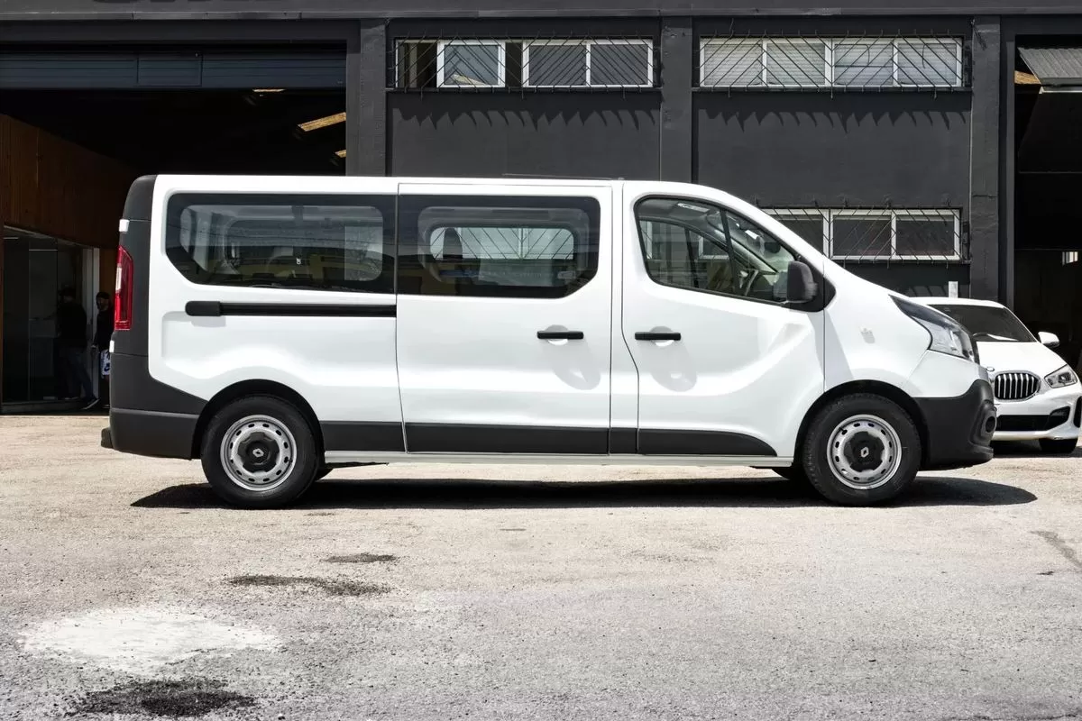 Renault  TRAFIC 9 Lugares - foto 2